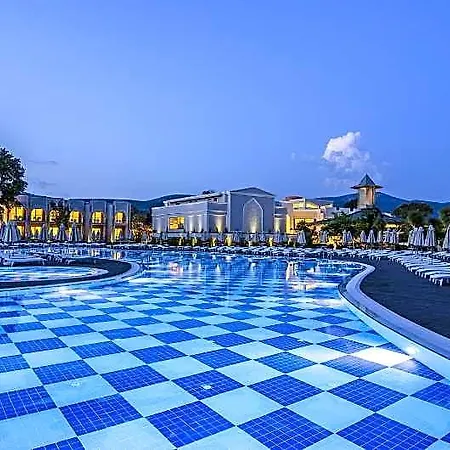 Θέρετρο Aurum Didyma & 5*